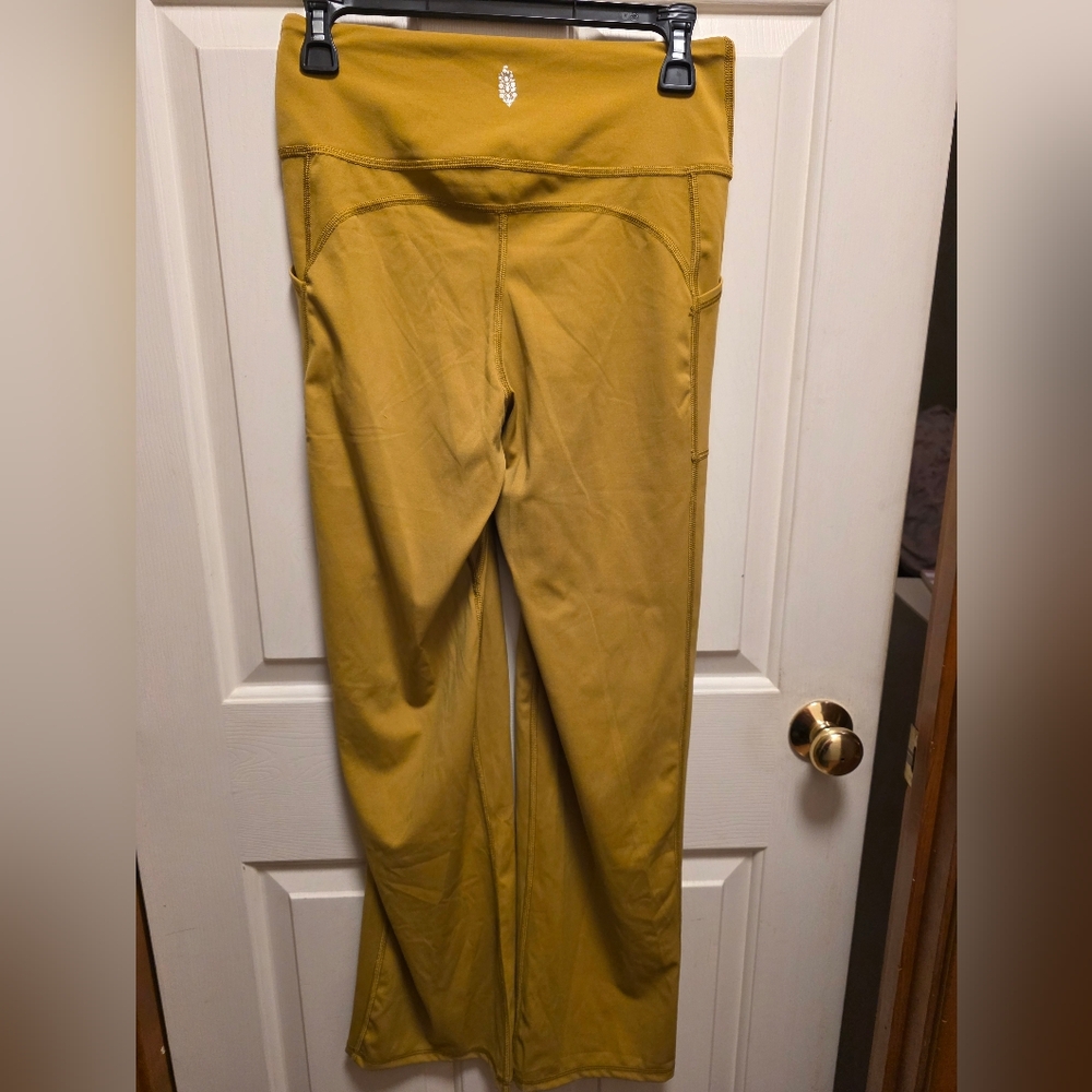 FP Movement Shanti Yellow Leggings Size S New - Picture 7 of 8